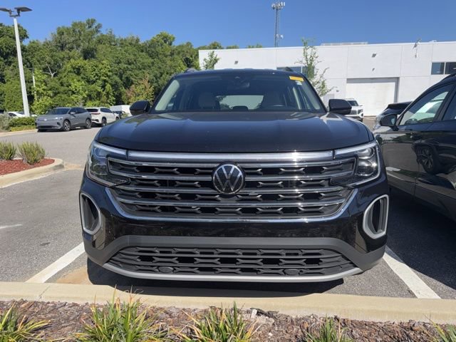 Certified 2025 Volkswagen Atlas SE FWD image 2