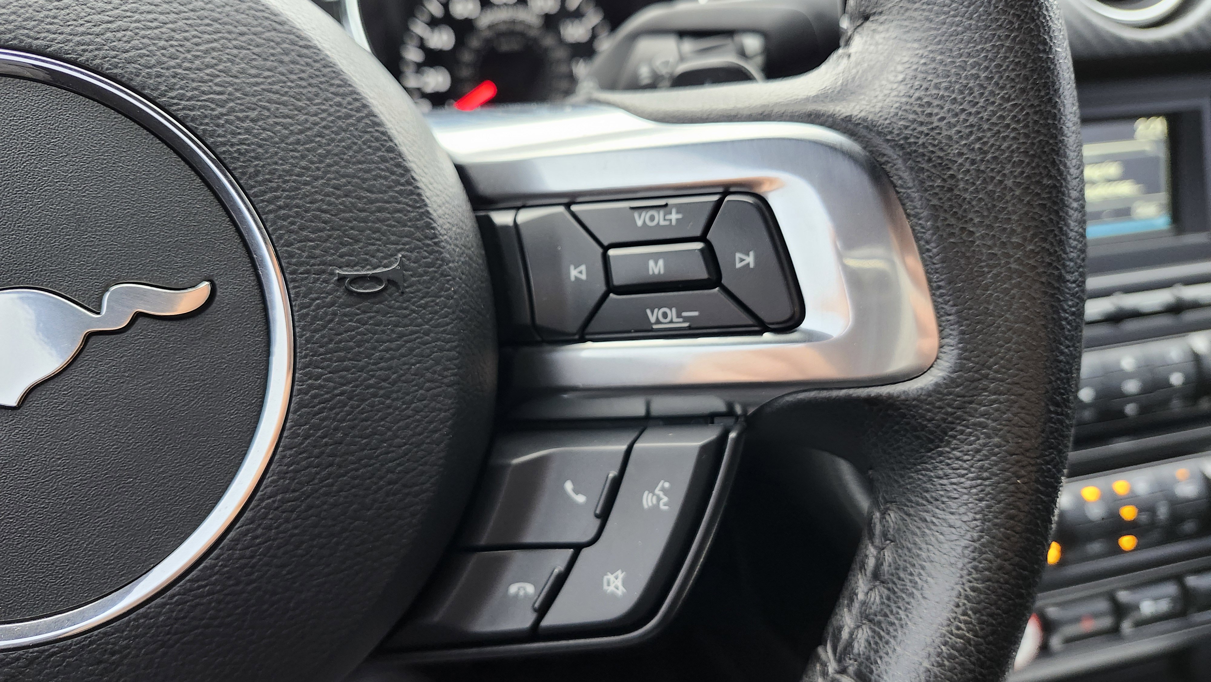 Used 2015 Ford Mustang Coupe w/ Equipment Group 051A image 32