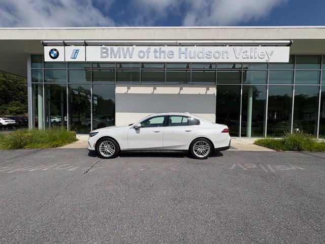 Certified 2024 BMW 530i xDrive w/ Premium Package
