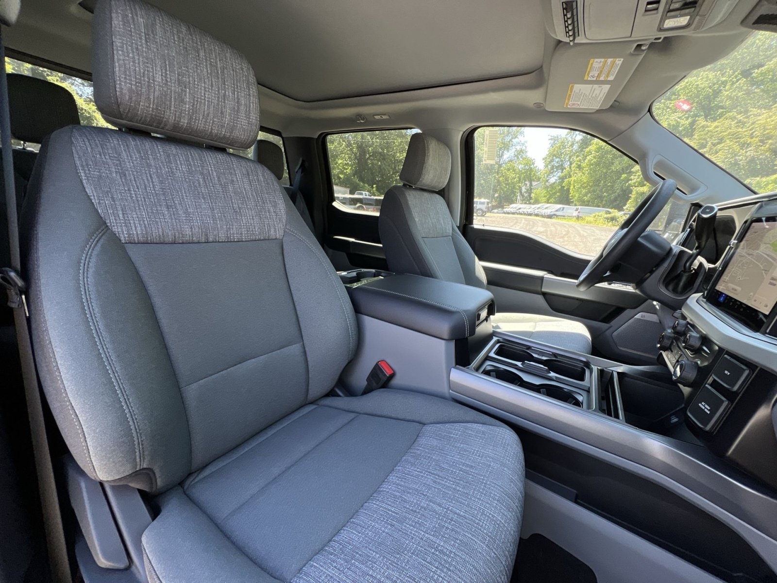 New 2026 Ford F250 XLT w/ XLT Premium Package AWD/4WD image 26