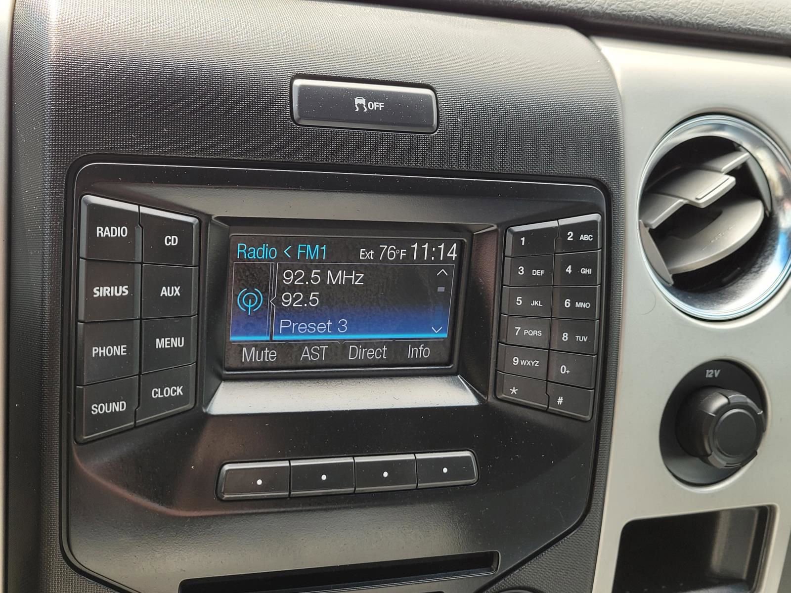 Used 2013 Ford F150 XLT w/ Mid Equipment Group image 23