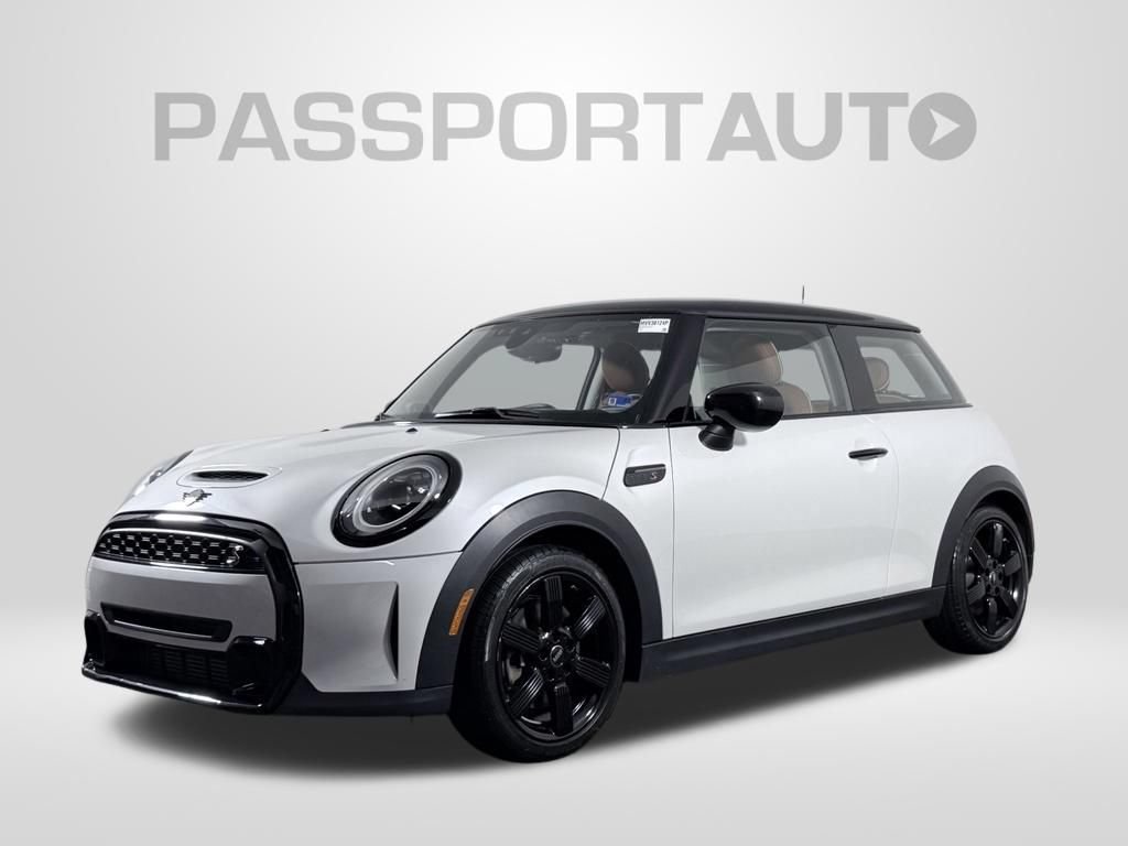 Used 2024 MINI Cooper S FWD image 1
