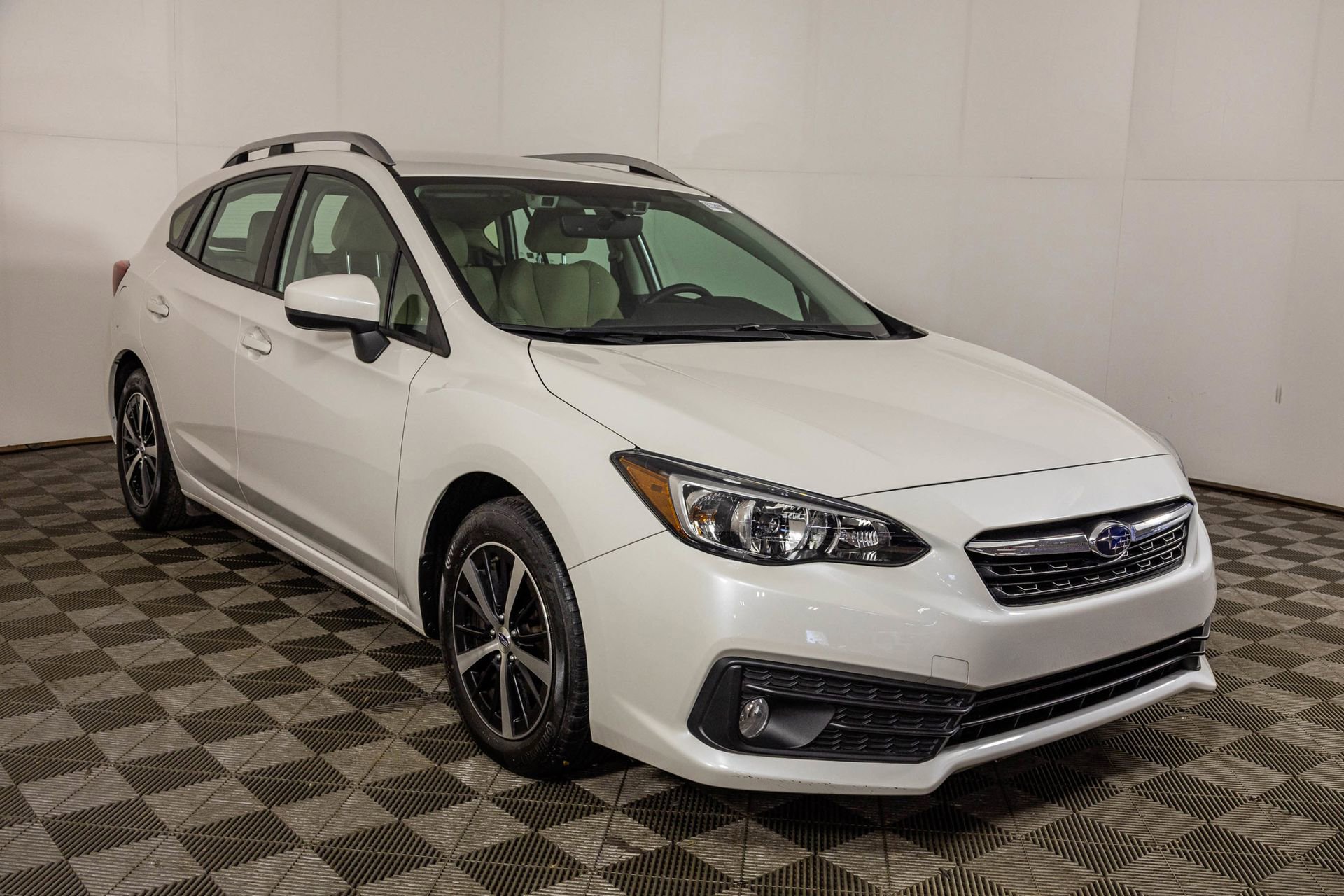 Used 2023 Subaru Impreza 2.0i Premium AWD/4WD image 9
