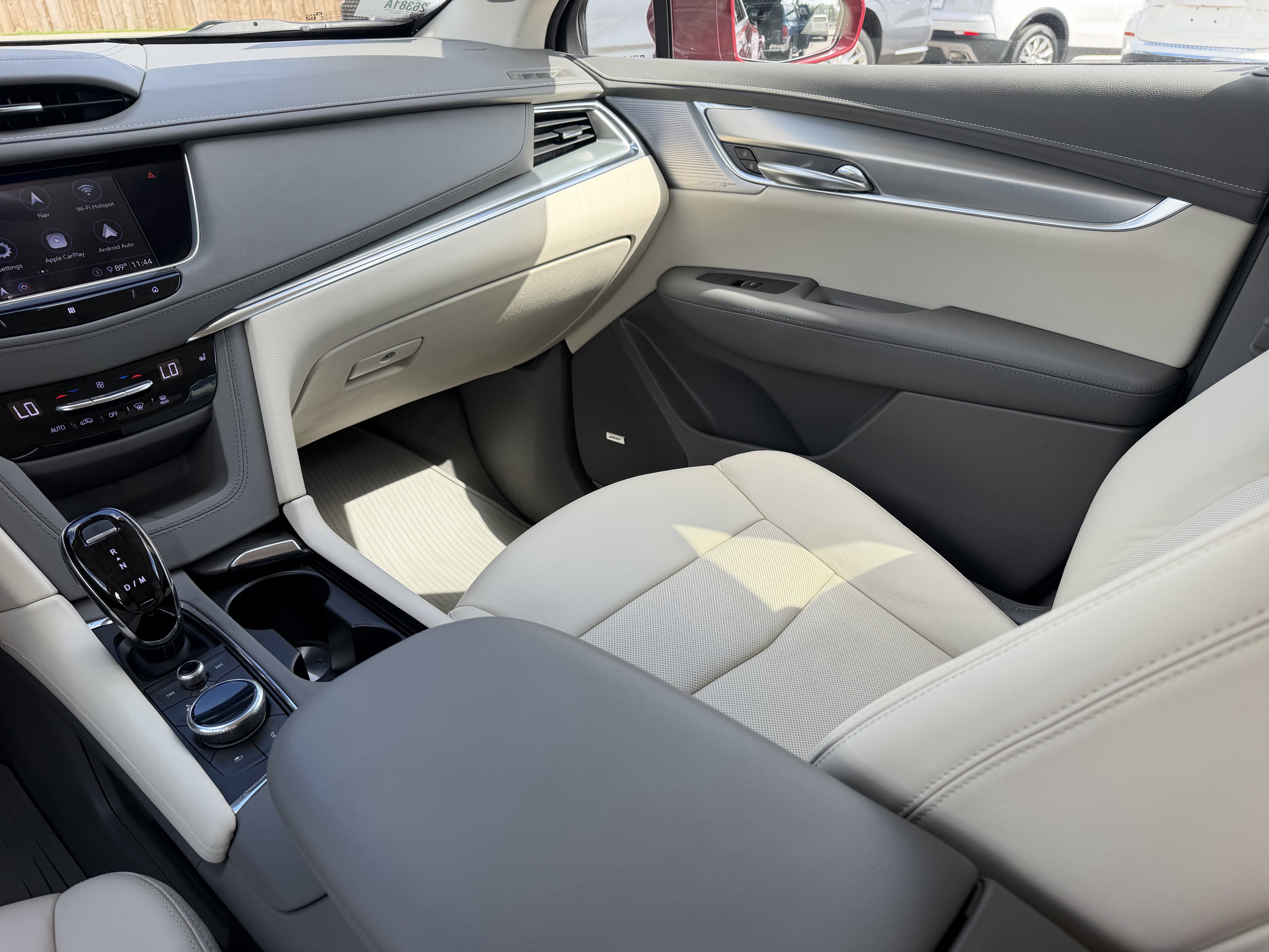 Used 2020 Cadillac XT5 Premium Luxury FWD image 17