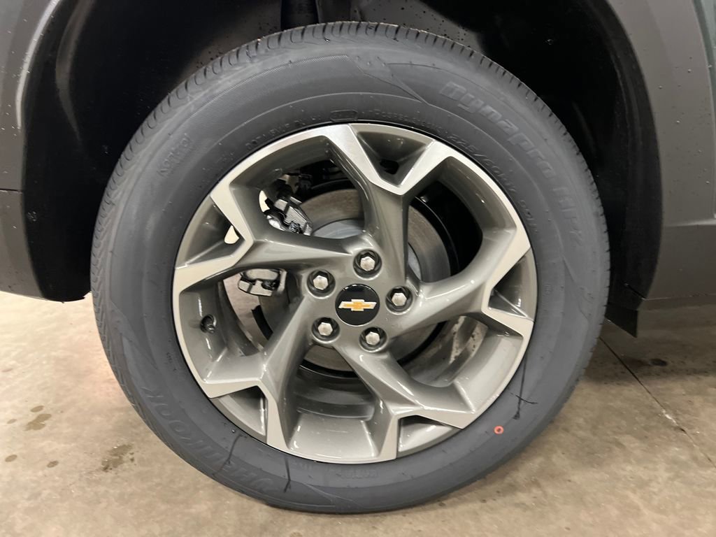 New 2026 Chevrolet Trax LT w/ Driver Confidence Package image 9