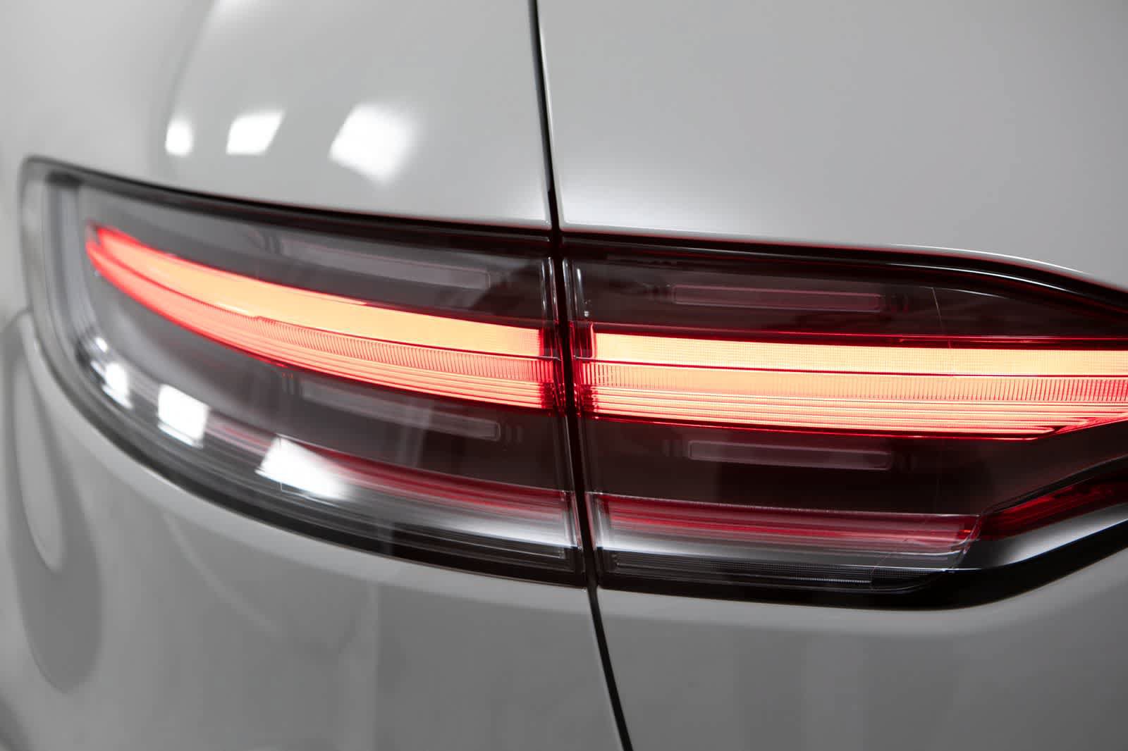 New 2026 Porsche Macan S AWD/4WD image 18