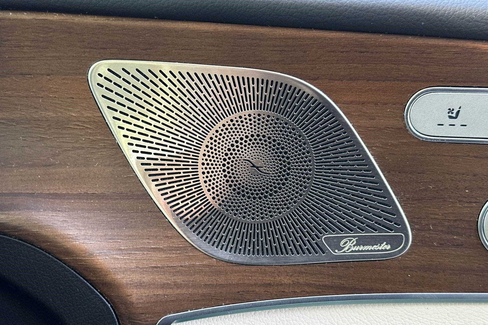 Certified 2022 Mercedes-Benz GLE 350 4MATIC image 23