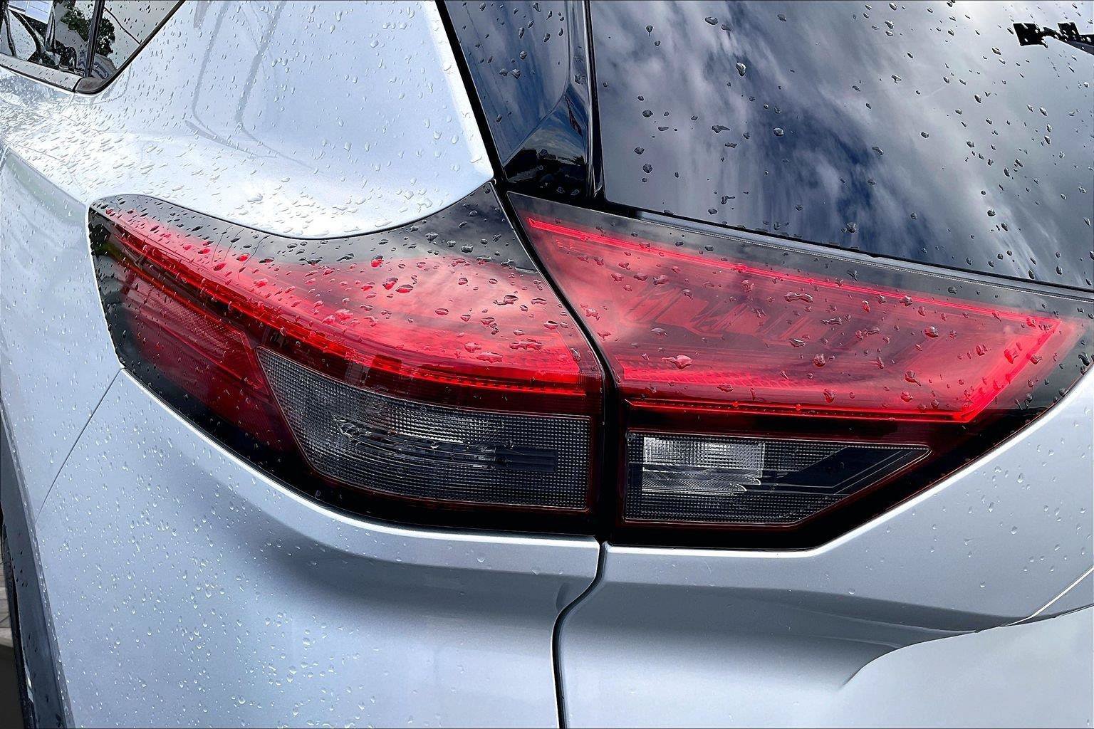 Certified 2021 Nissan Rogue SV FWD image 30