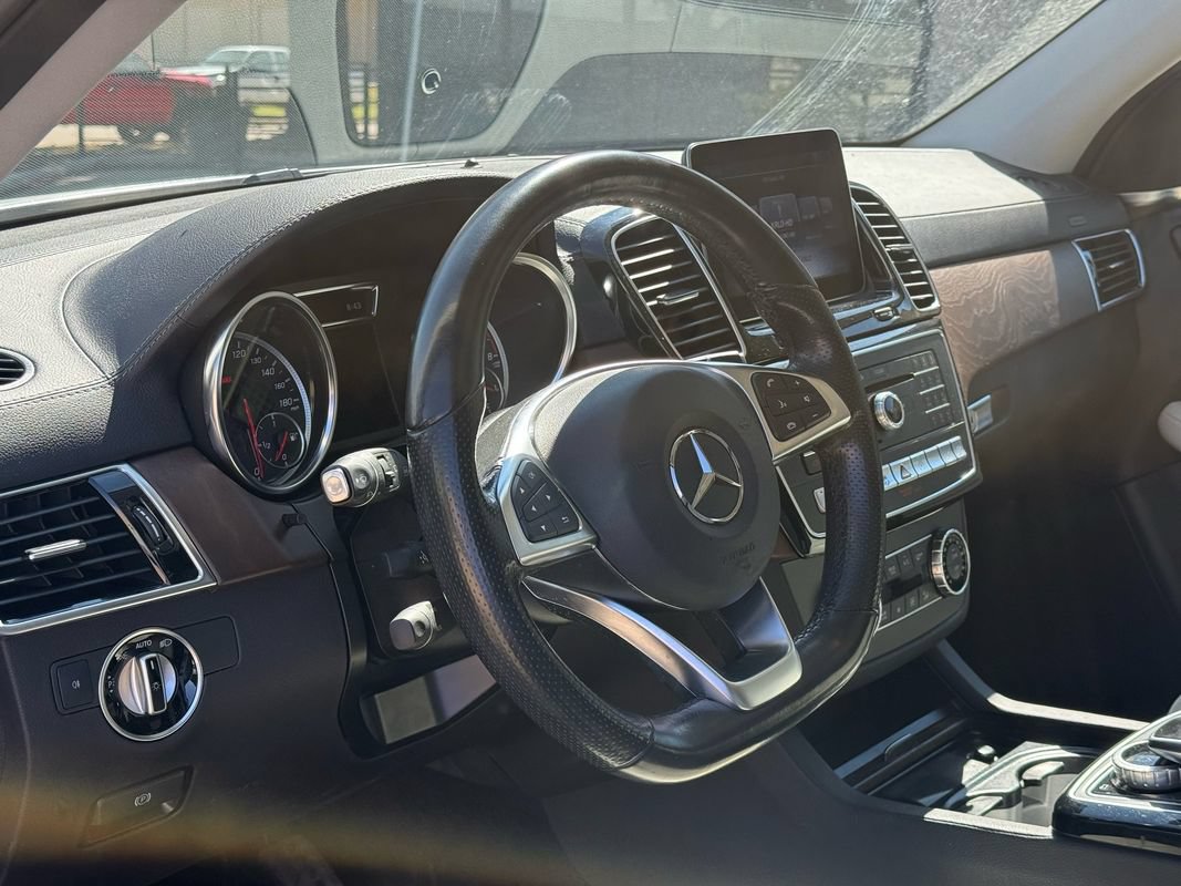 Used 2019 Mercedes-Benz GLE 43 AMG 4MATIC image 7
