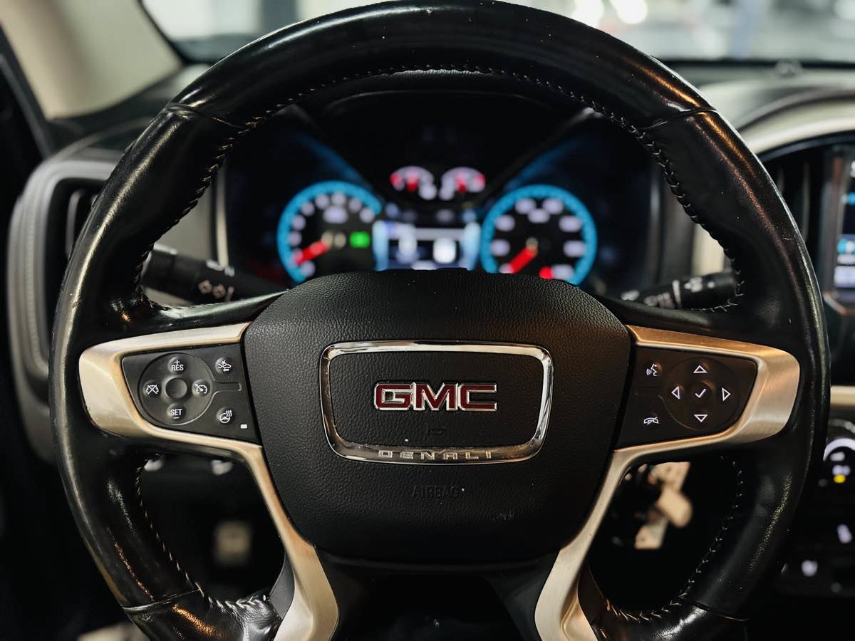 Used 2018 GMC Canyon Denali AWD/4WD image 17