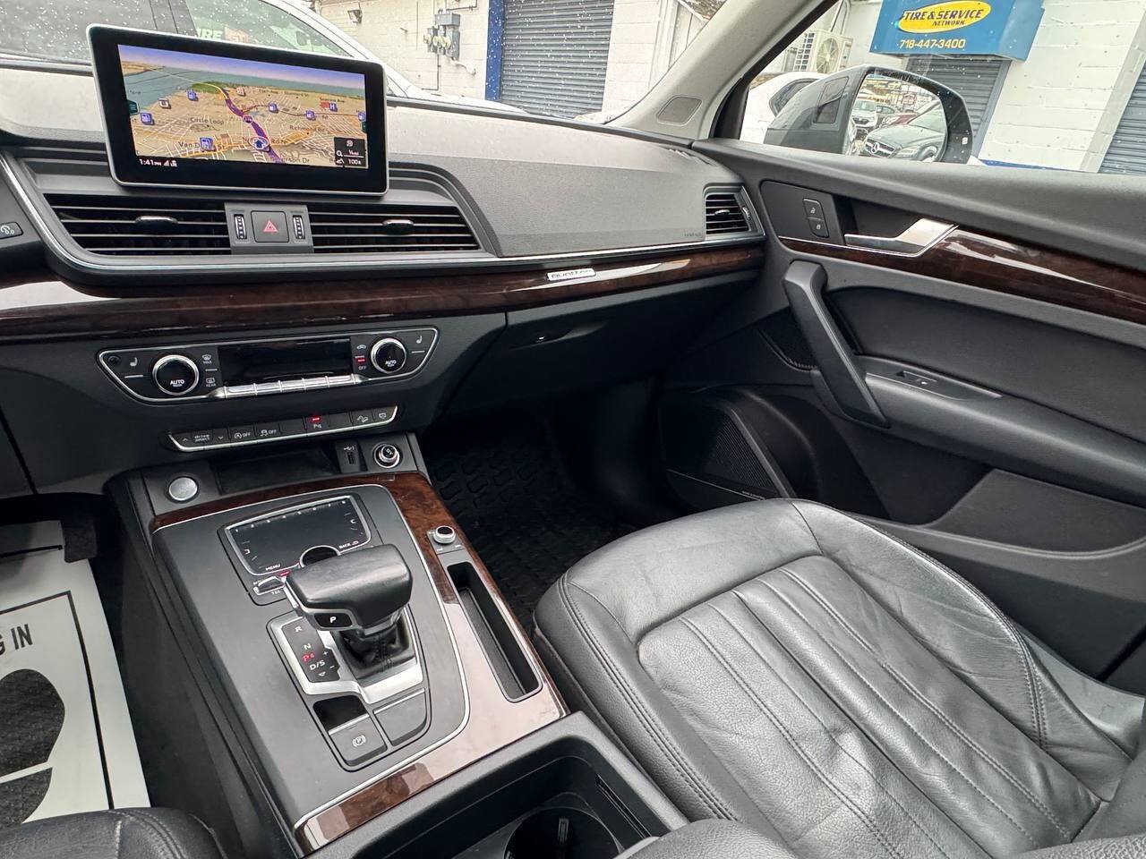 Used 2018 Audi Q5 2.0T Premium Plus w/ Premium Plus Package AWD/4WD image 18