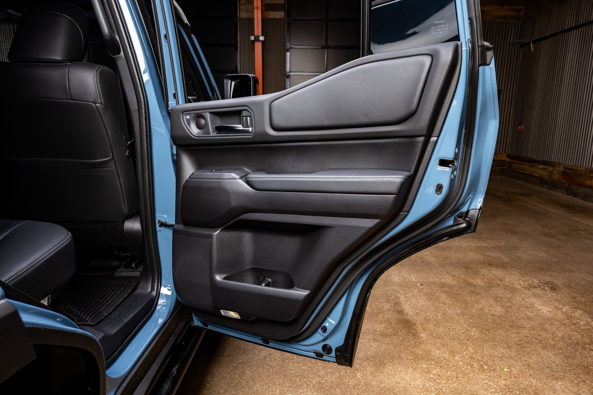 Used 2025 Toyota Land Cruiser w/ Premium Package image 39