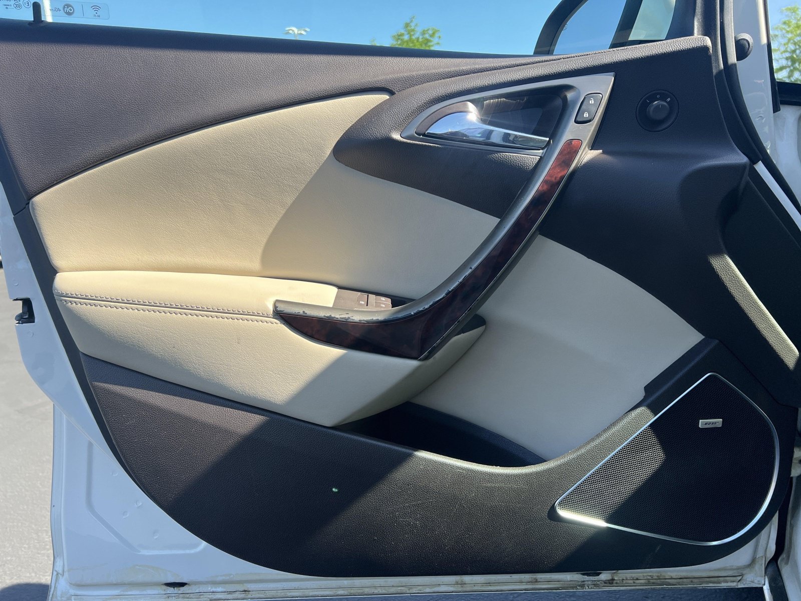 Used 2016 Buick Verano Leather w/ Experience Buick Package FWD image 14
