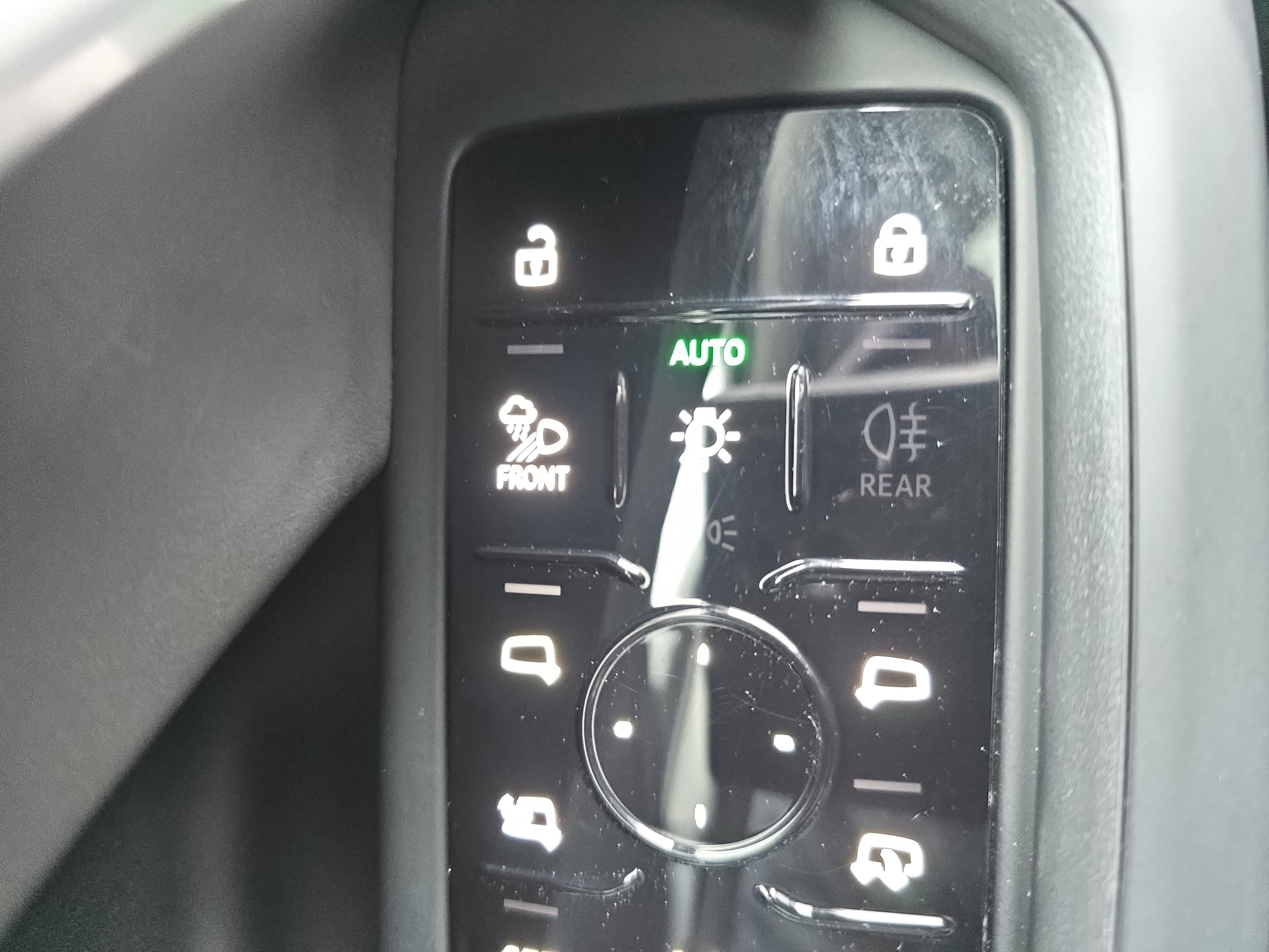 Certified 2025 Audi Q5 Premium Plus w/ Premium Plus image 24