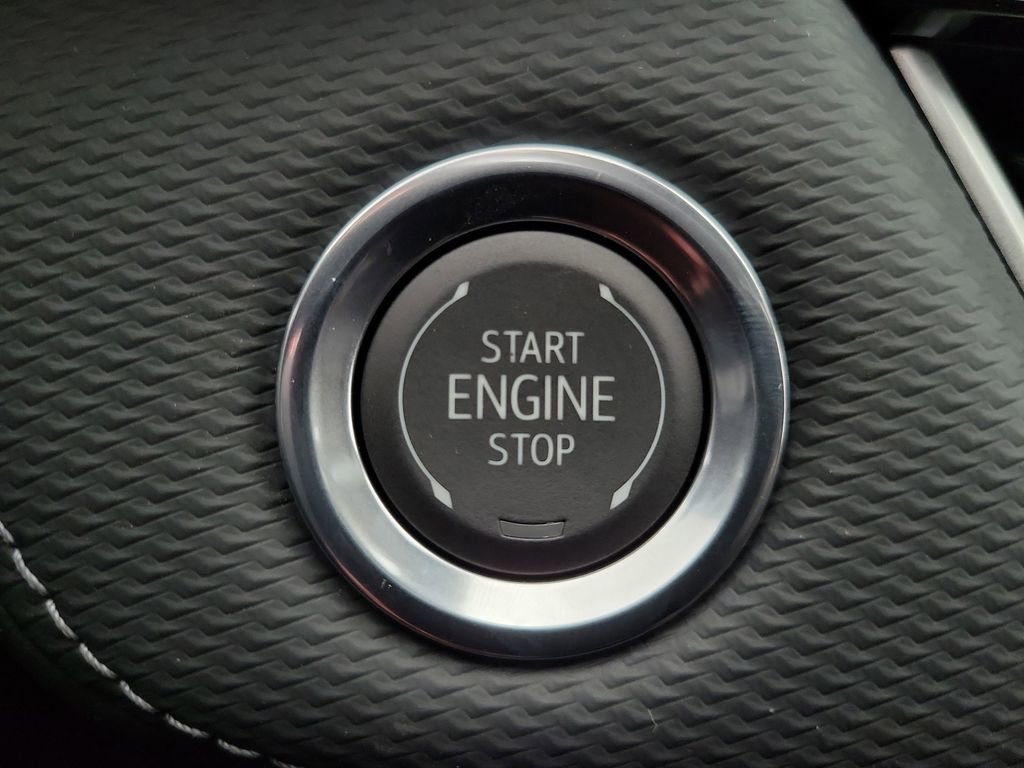 New 2026 Chevrolet Equinox LT w/ Safety and Technology Package FWD image 27
