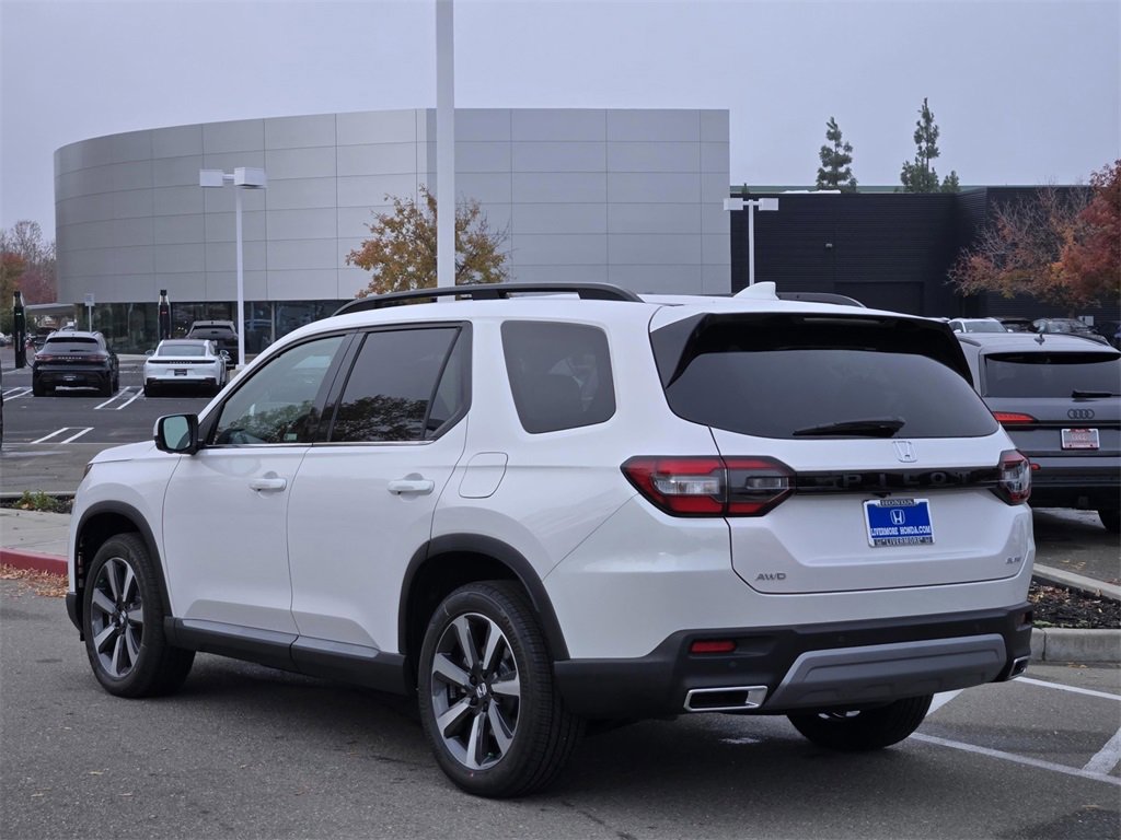 New 2025 Honda Pilot Elite image 6