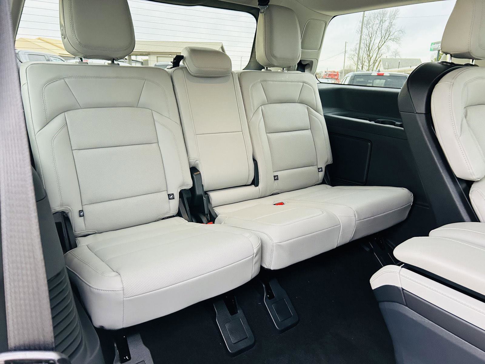 New 2026 Lincoln Navigator Reserve image 46