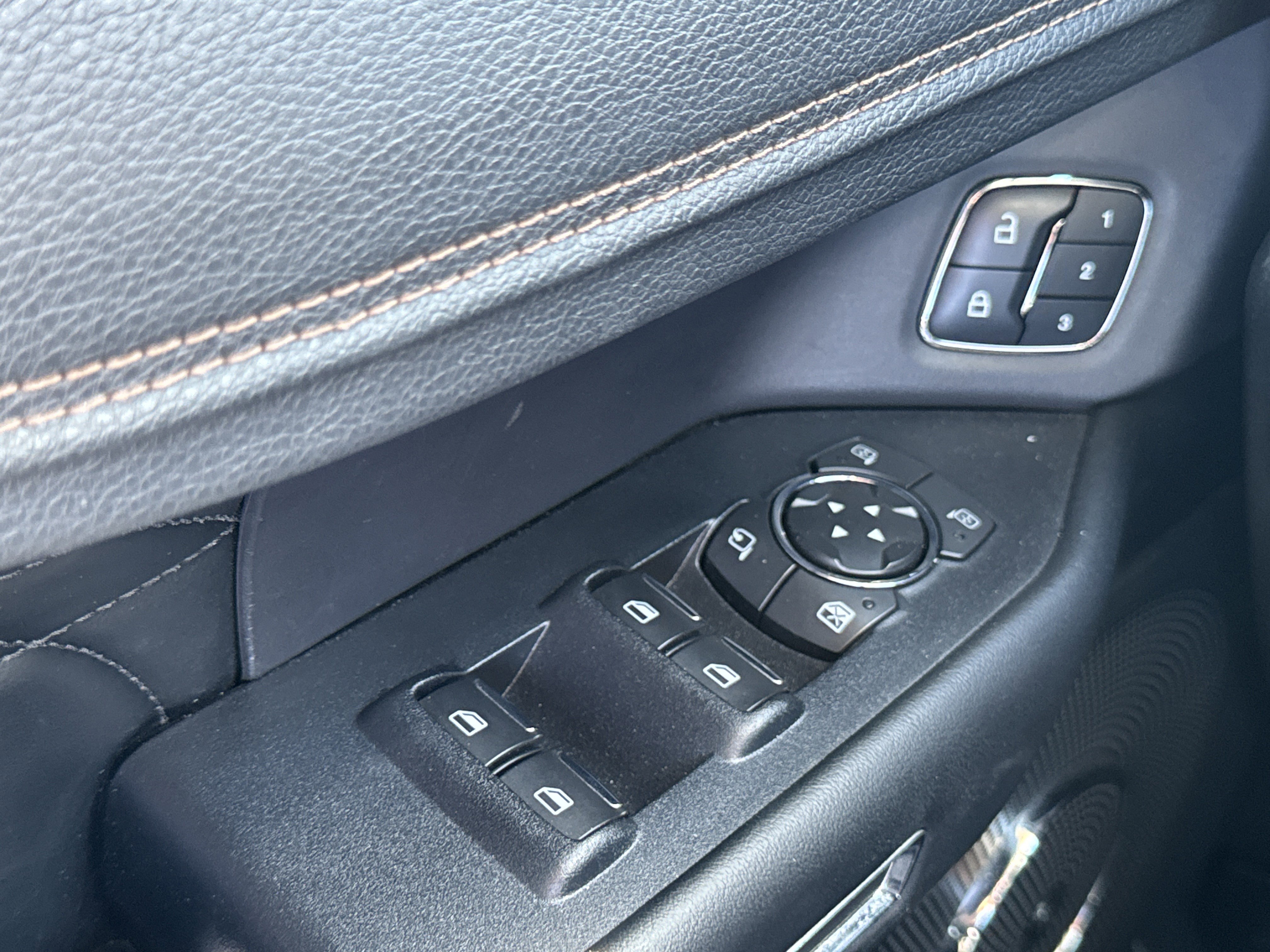 Used 2018 Ford Expedition Max Platinum image 21