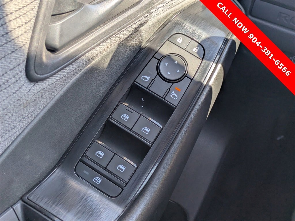 Used 2023 Nissan Rogue S image 24