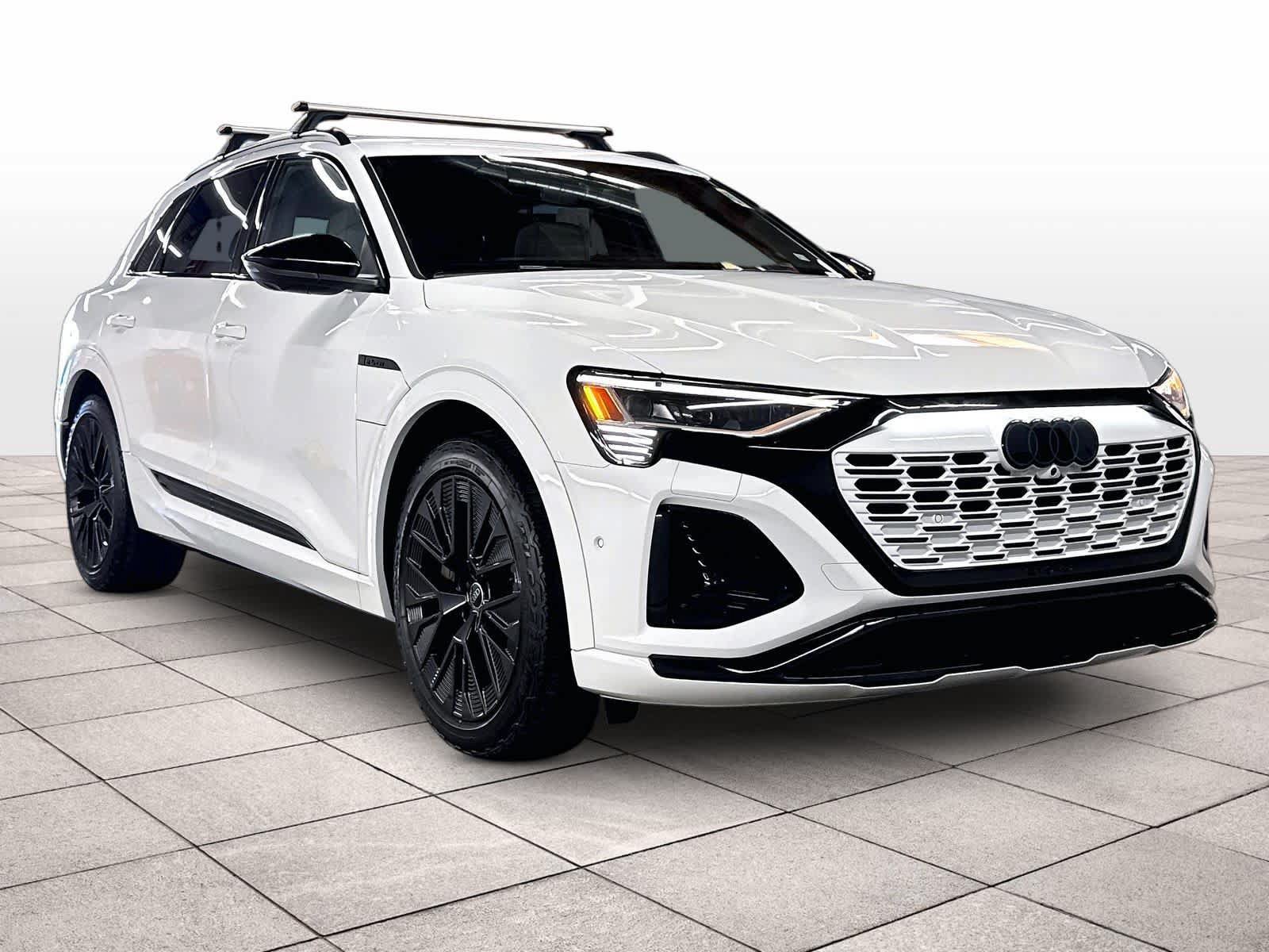Certified 2024 Audi Q8 e-tron Prestige AWD/4WD image 2