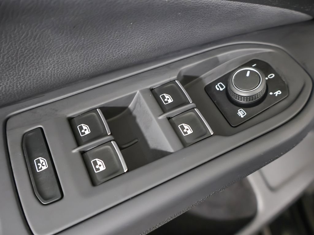 Used 2024 Volkswagen Golf R AWD/4WD image 38
