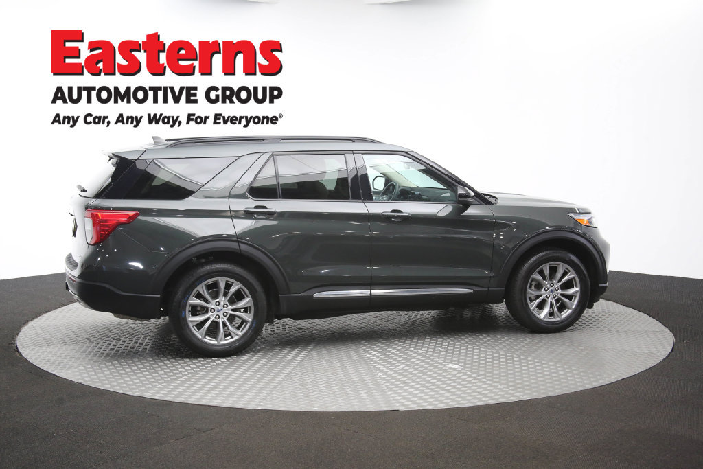 Used 2023 Ford Explorer XLT w/ Equipment Group 202A AWD/4WD image 50