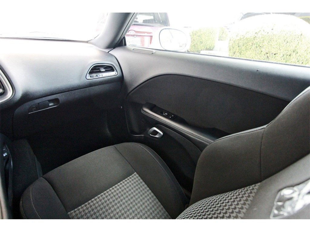 Used 2022 Dodge Challenger R/T Scat Pack w/ Shaker Package image 8