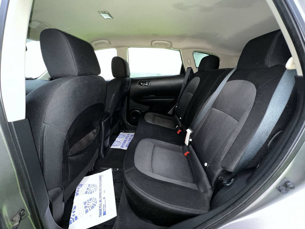 Used 2012 Nissan Rogue SV AWD/4WD image 26