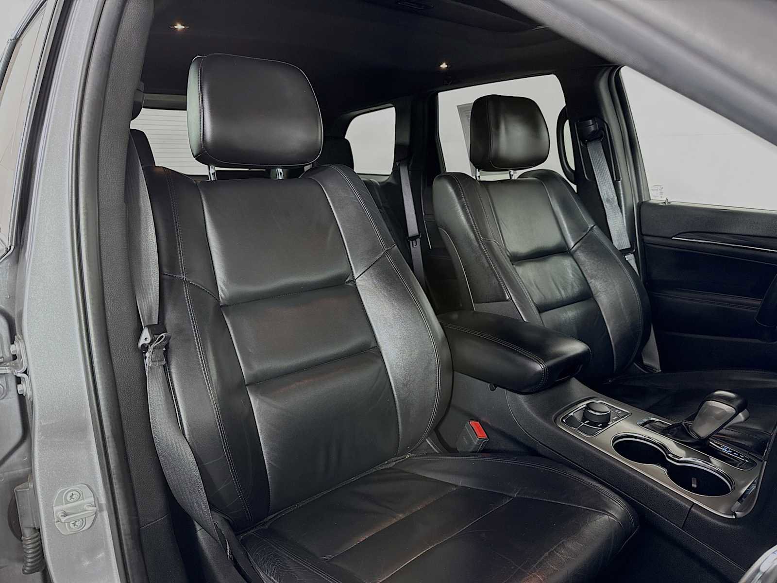 Used 2020 Jeep Grand Cherokee Limited w/ Premium Lighting Group image 26