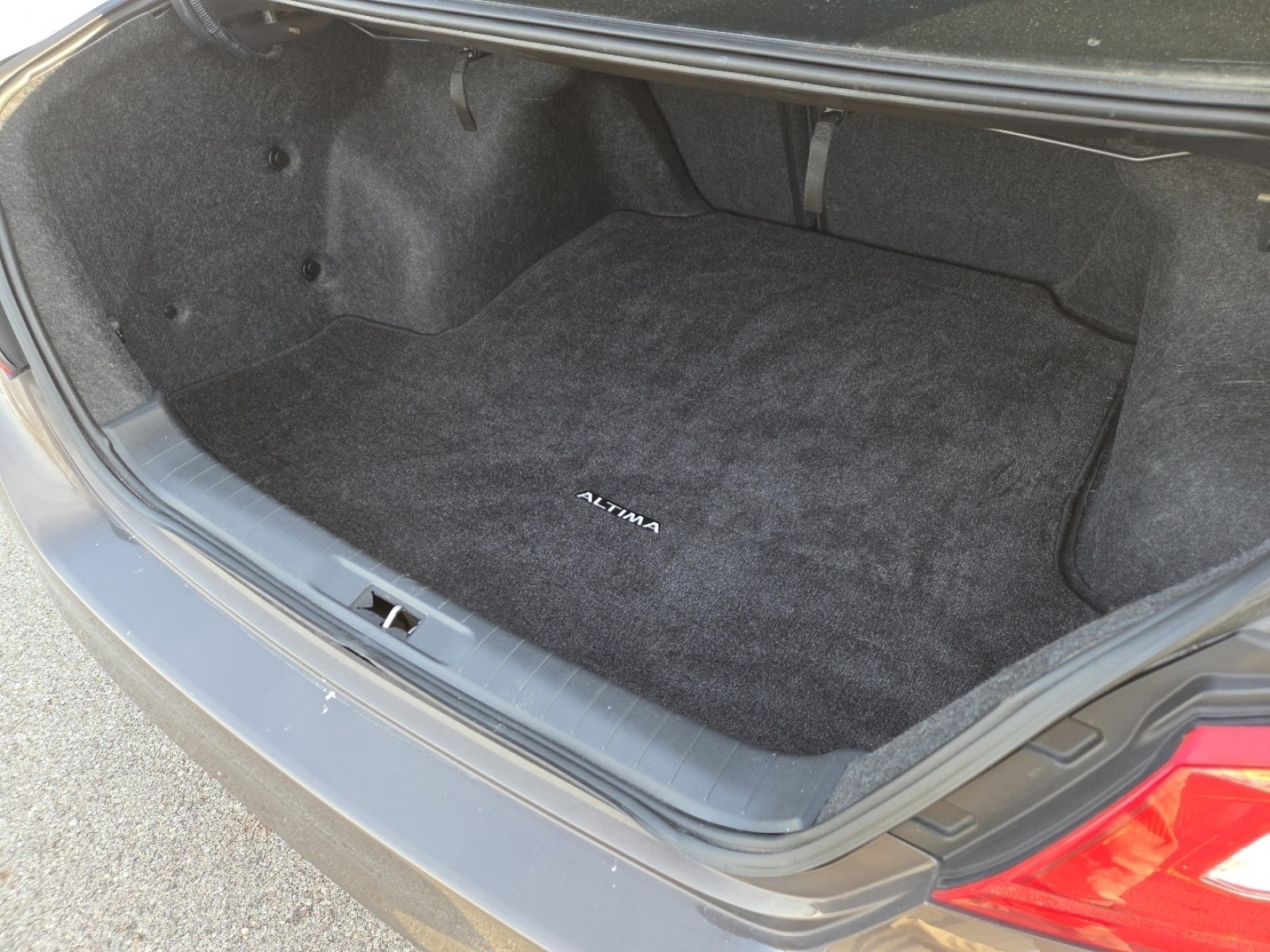 Used 2017 Nissan Altima 2.5 SV w/ Convenience Package image 20