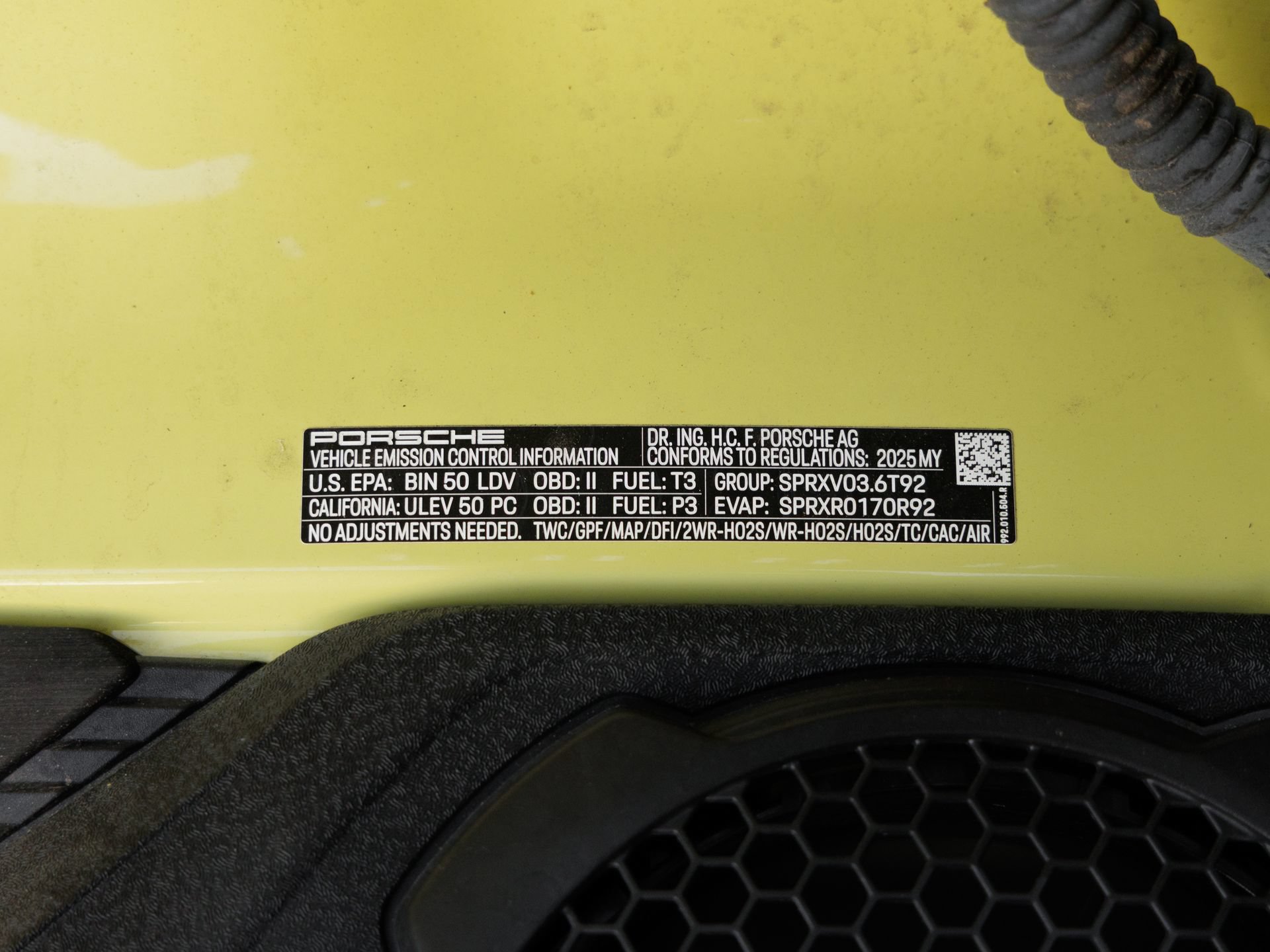 Certified 2025 Porsche 911 Carrera GTS RWD image 45