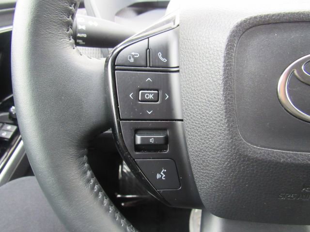 Used 2023 Toyota bZ4X XLE w/ Weather Package image 34