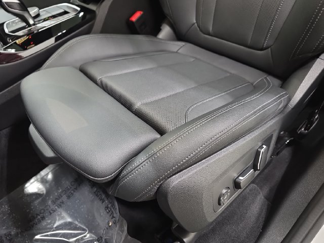 Certified 2024 BMW X3 xDrive30i w/ Convenience Package w/ZPA AWD/4WD image 25