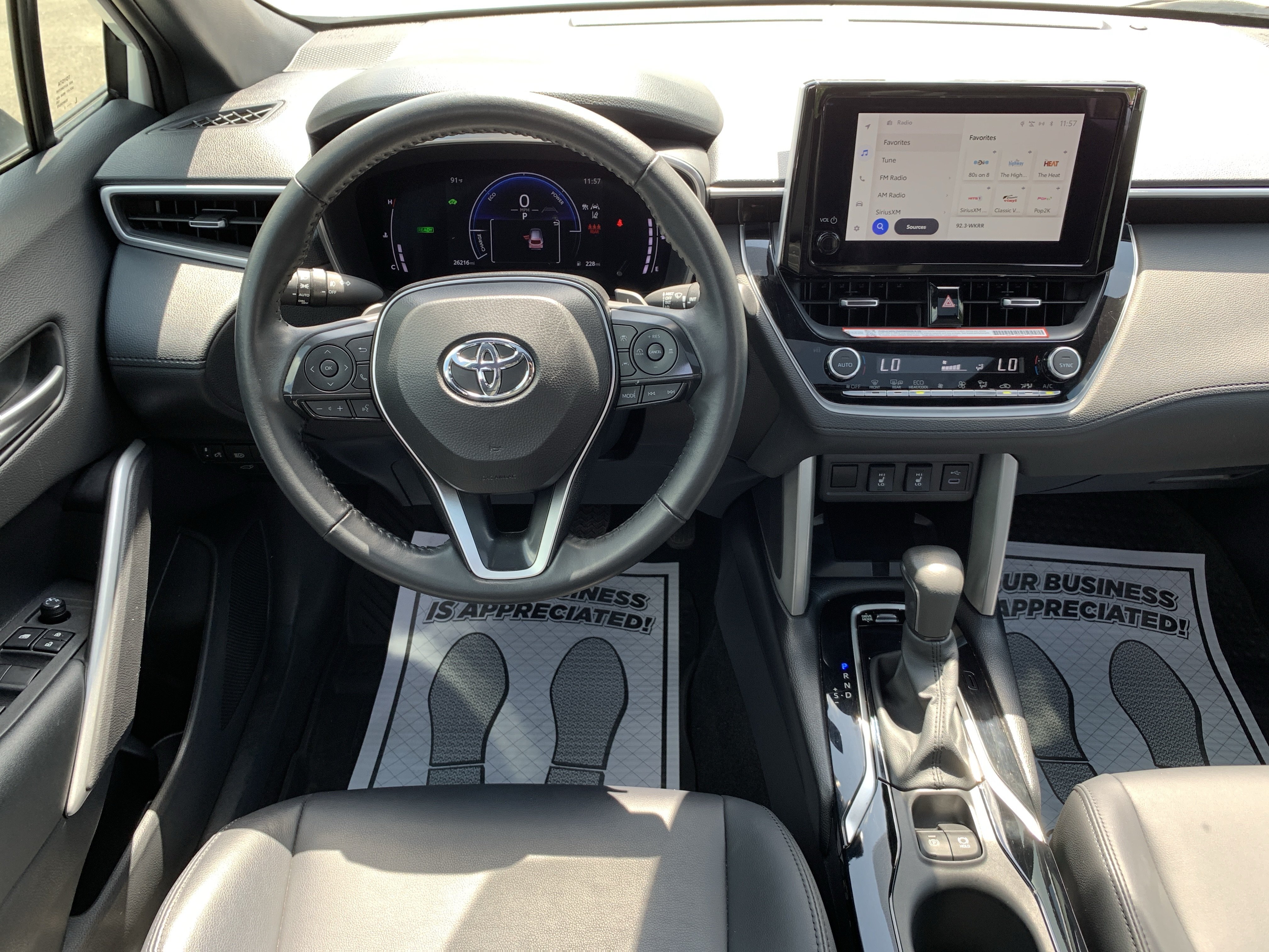 Used 2024 Toyota Corolla Cross AWD Hybrid w/ Convenience Package image 34