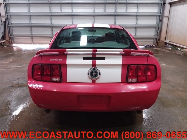 Used 2005 Ford Mustang Coupe RWD image 8