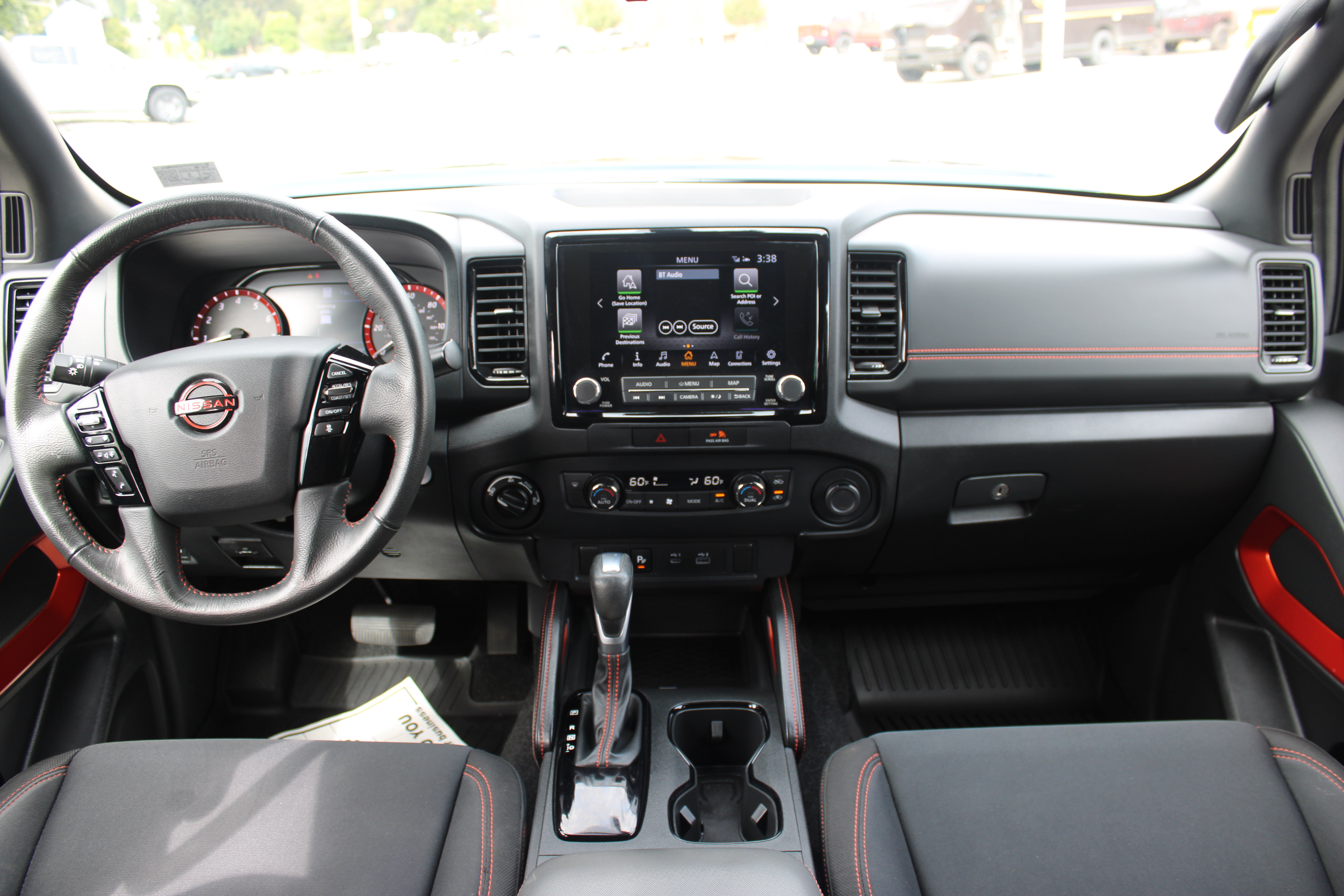 Certified 2022 Nissan Frontier PRO-4X w/ Technology Package AWD/4WD image 13