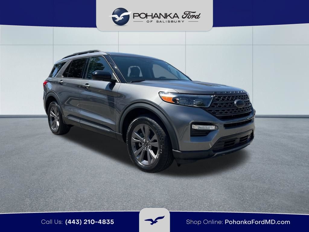 Certified 2022 Ford Explorer XLT w/ Equipment Group 202A image 4