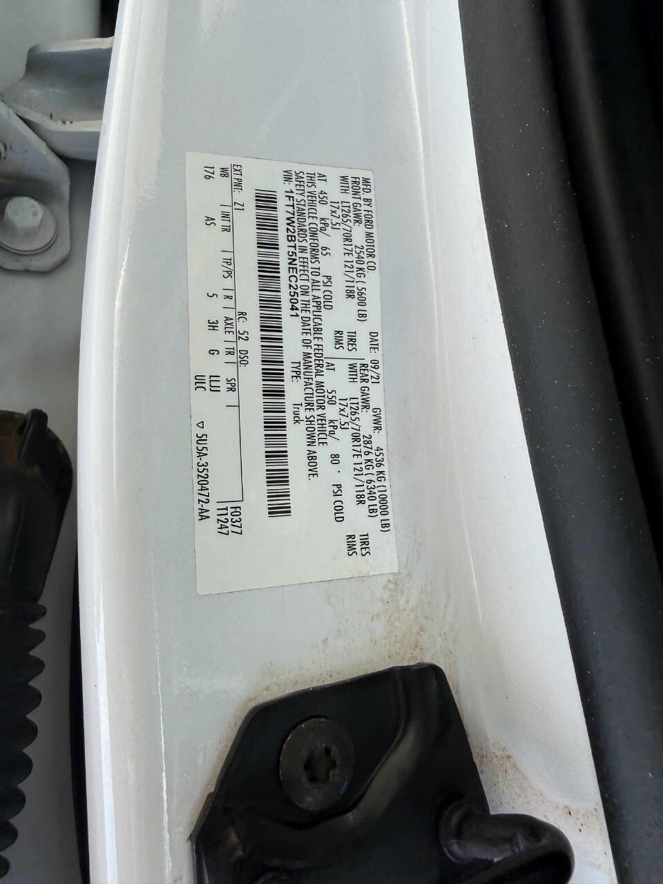 Used 2022 Ford F250 XL w/ Power Equipment Group image 36