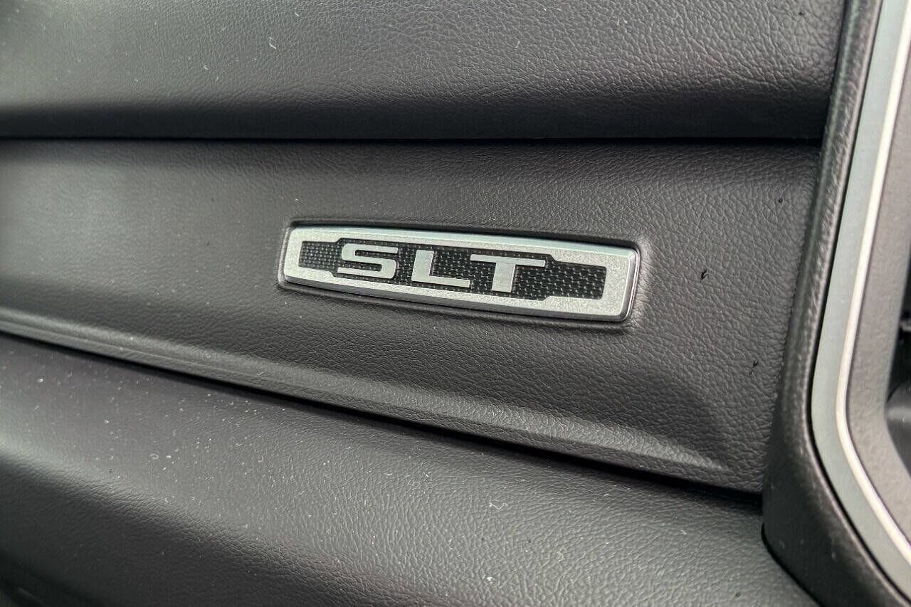 Used 2024 RAM 5500 SLT w/ Quick Order Package 2YG SLT image 11