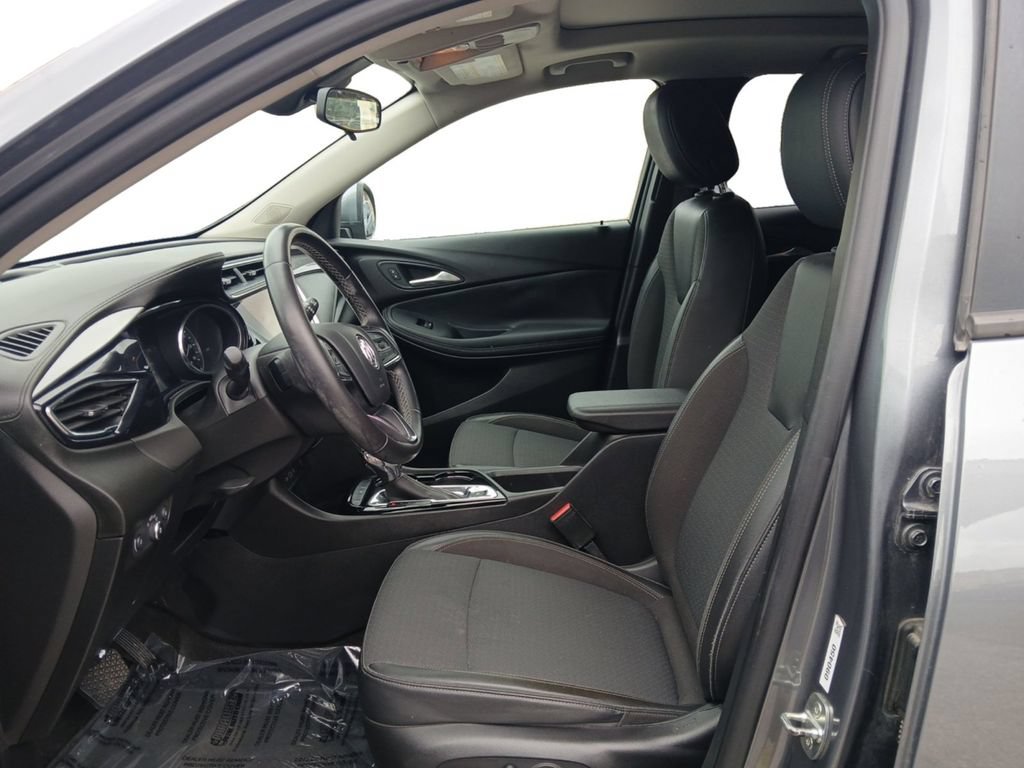 Used 2020 Buick Encore GX Select w/ Experience Buick Package FWD image 9