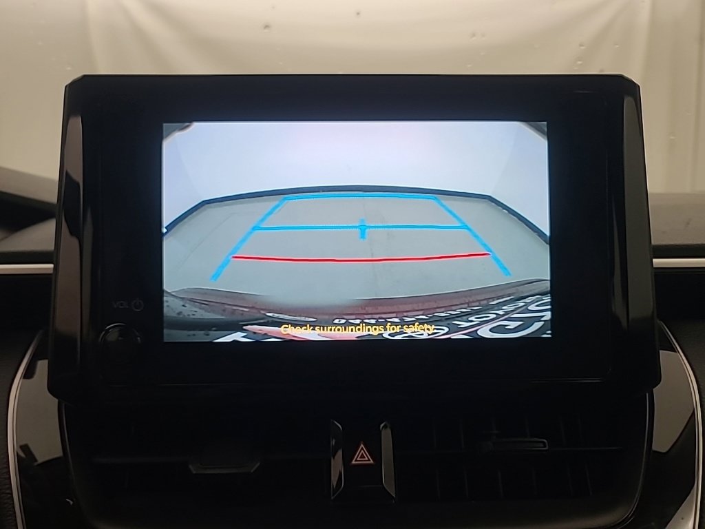 Used 2025 Toyota Corolla LE FWD image 33