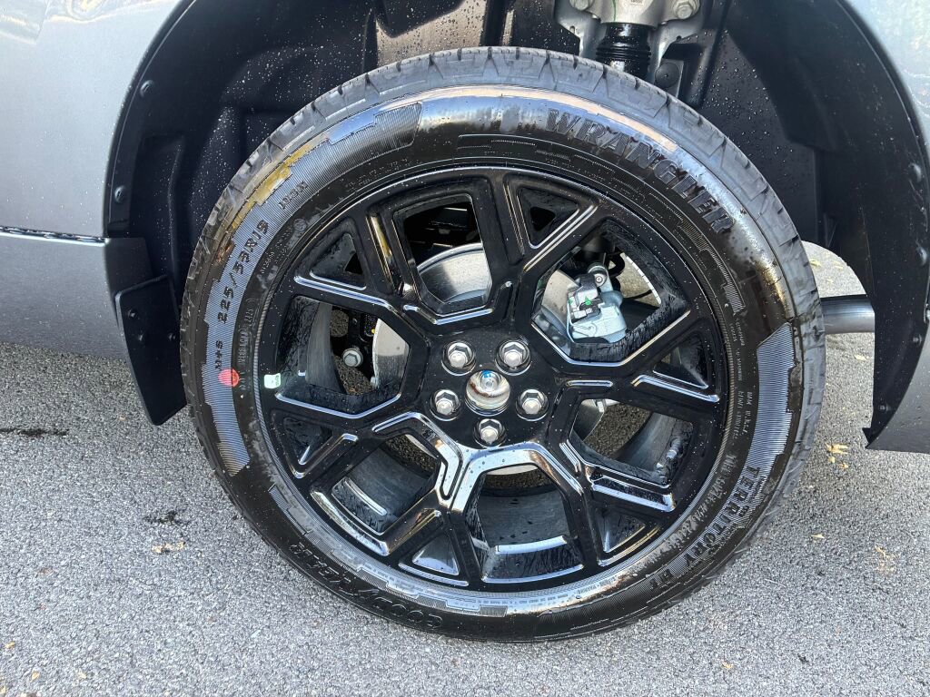 New 2025 Ford Maverick Lobo image 16