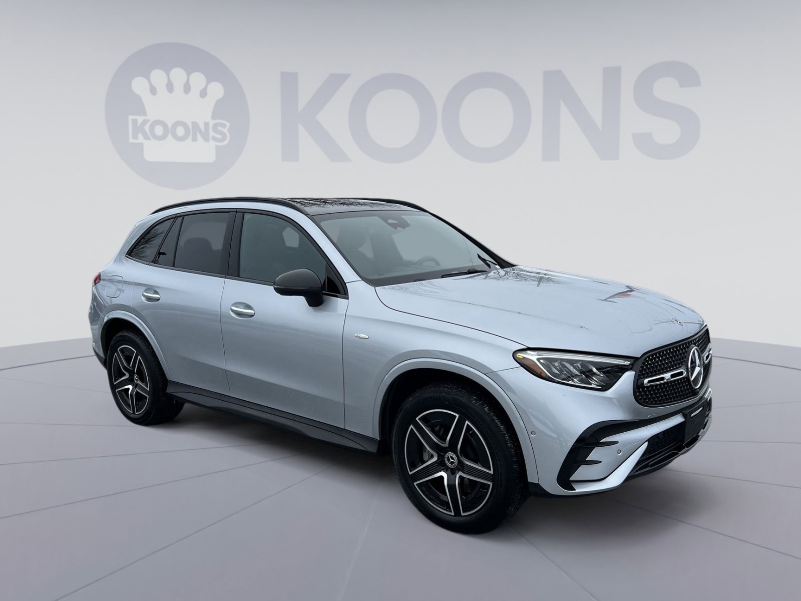 Used 2025 Mercedes-Benz GLC 350e 4MATIC image 10