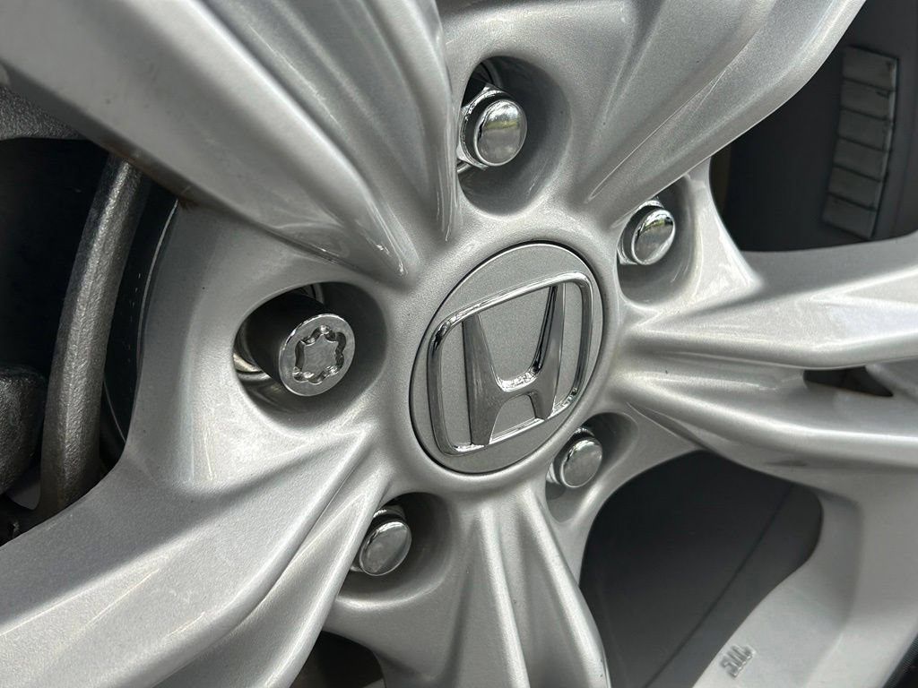 Used 2025 Honda Accord LX image 30