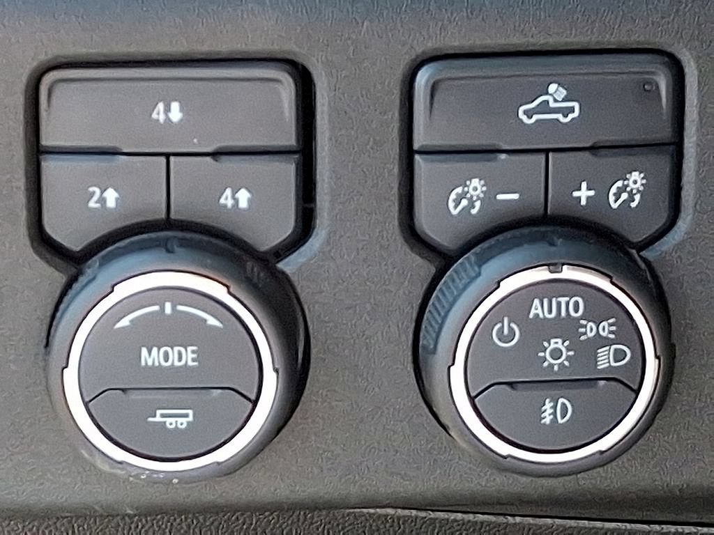 Used 2024 Chevrolet Silverado 3500 LT w/ Convenience Package AWD/4WD image 24