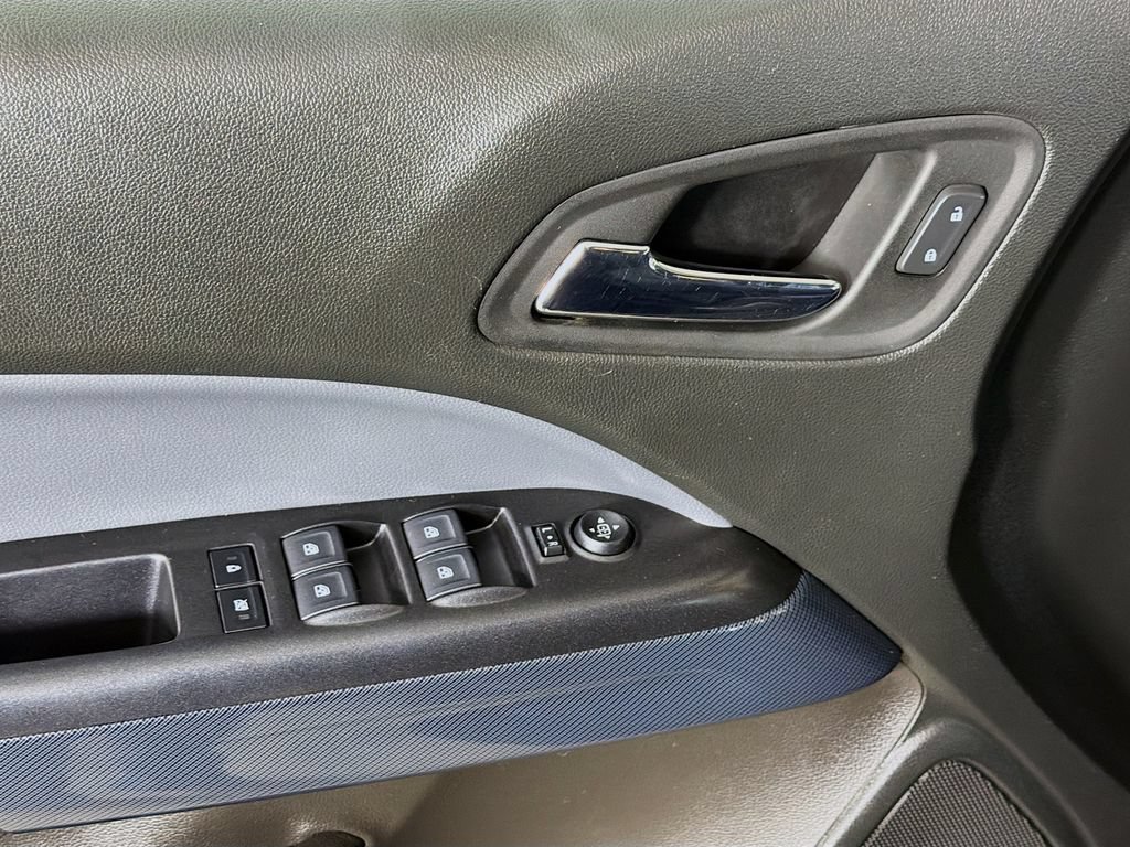 Used 2021 Chevrolet Colorado Z71 AWD/4WD image 17