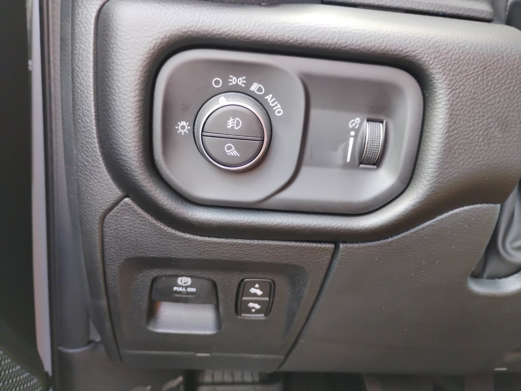 New 2027 RAM 1500 Big Horn w/ Night Edition AWD/4WD image 34