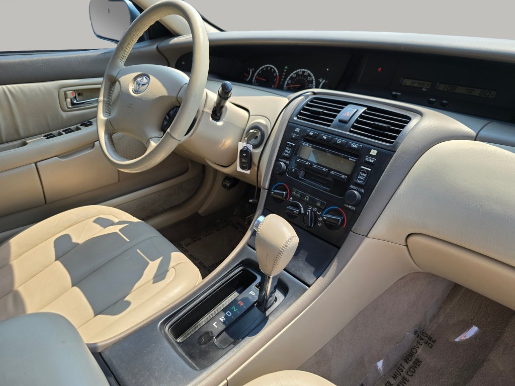 Used 2002 Toyota Avalon XL w/ Luxury Pkg FWD image 27