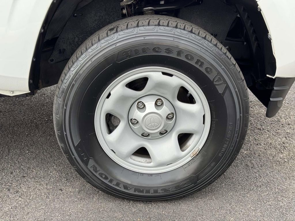 Used 2023 Toyota Tacoma SR image 25