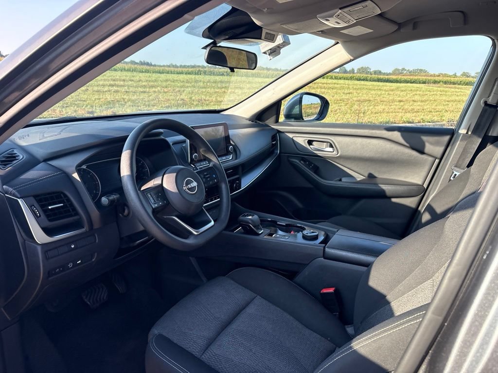 Used 2024 Nissan Rogue SV AWD/4WD image 20